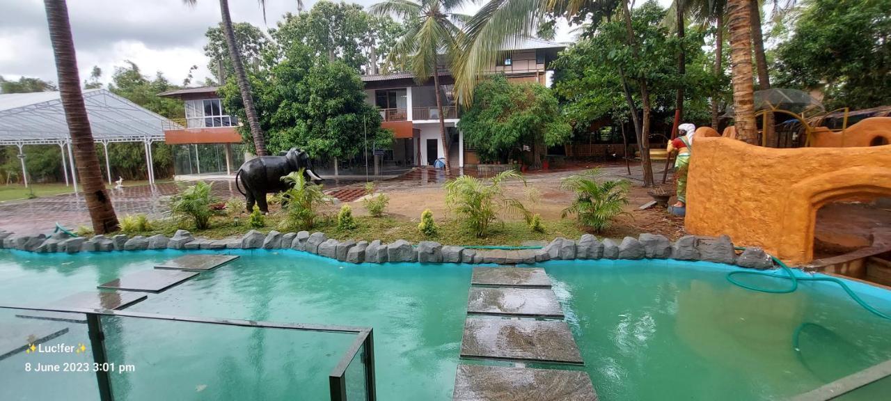 Udaya Resort Palakkad Extérieur photo